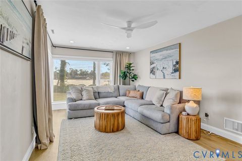 Tiny photo for 560 Eubank Landing Road Rd, Topping, VA 23169 (MLS # 2533856)