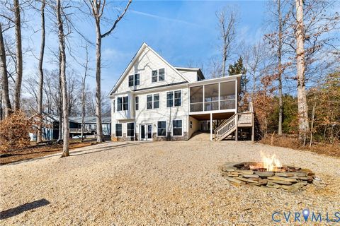 Tiny photo for 401 Land Or Drive, Ruther Glen, VA 22546 (MLS # 2610594)
