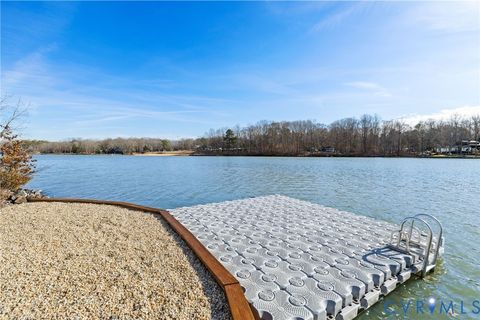 Tiny photo for 401 Land Or Drive, Ruther Glen, VA 22546 (MLS # 2610594)