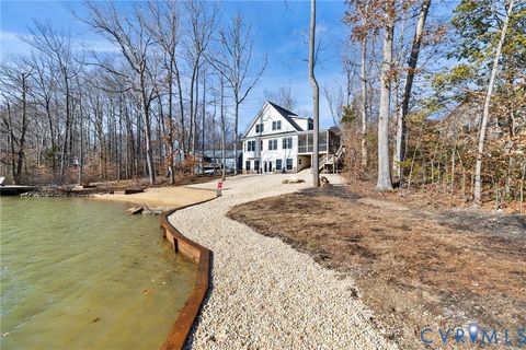 Tiny photo for 401 Land Or Drive, Ruther Glen, VA 22546 (MLS # 2610594)
