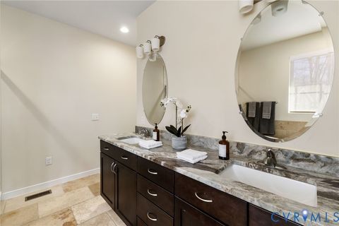 Tiny photo for 401 Land Or Drive, Ruther Glen, VA 22546 (MLS # 2610594)