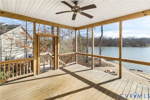Tiny photo for 401 Land Or Drive, Ruther Glen, VA 22546 (MLS # 2610594)
