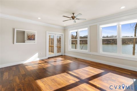 Tiny photo for 401 Land Or Drive, Ruther Glen, VA 22546 (MLS # 2610594)