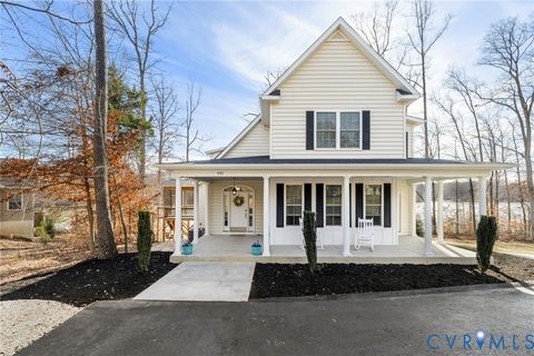 Tiny photo for 401 Land Or Drive, Ruther Glen, VA 22546 (MLS # 2610594)