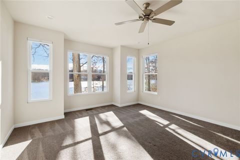 Tiny photo for 401 Land Or Drive, Ruther Glen, VA 22546 (MLS # 2610594)