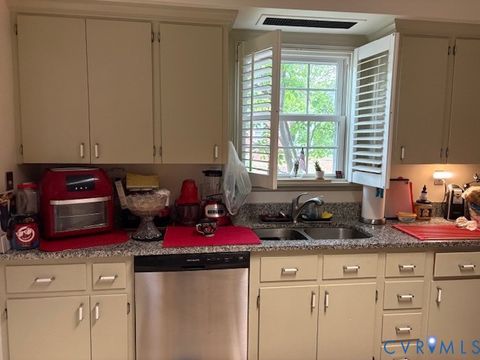 Tiny photo for 812 W 30th Street, Richmond, VA 23225 (MLS # 2613104)