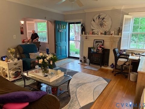 Tiny photo for 812 W 30th Street, Richmond, VA 23225 (MLS # 2613104)