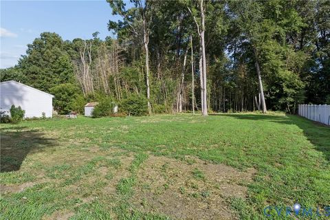 Tiny photo for 511 Old Lakeside Drive, Yorktown, VA 23692 (MLS # 2619149)
