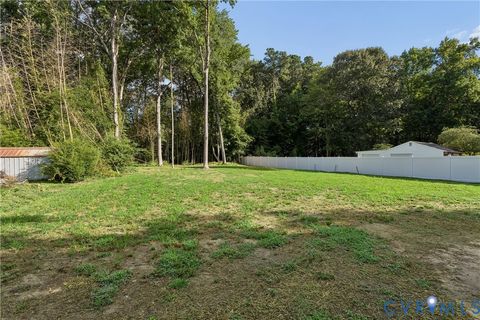 Tiny photo for 511 Old Lakeside Drive, Yorktown, VA 23692 (MLS # 2619149)