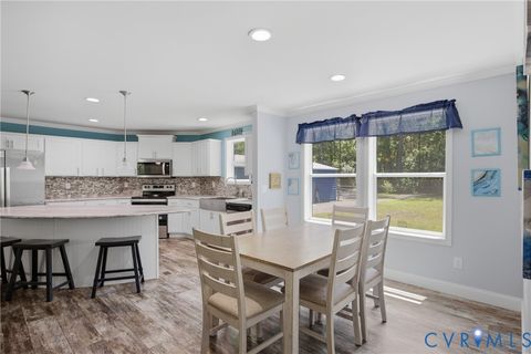 Tiny photo for 93 Faraway Road, Saluda, VA 23149 (MLS # 2612490)