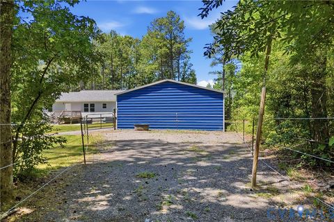 Tiny photo for 93 Faraway Road, Saluda, VA 23149 (MLS # 2612490)