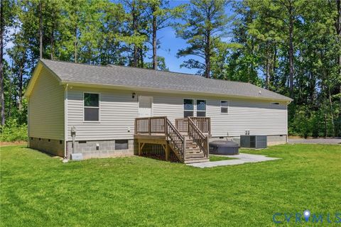 Tiny photo for 93 Faraway Road, Saluda, VA 23149 (MLS # 2612490)