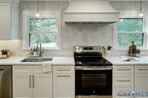 Tiny photo for 1609 Beaverdam Creek Road, Crozier, VA 23039 (MLS # 2622158)