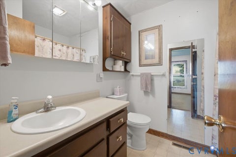 Tiny photo for 1563 Sunken Meadow Road, Spring Grove, VA 23881 (MLS # 2624867)