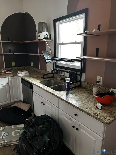 Tiny photo for 1902 3rd Avenue, Richmond, VA 23222 (MLS # 2606109)