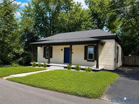 Photo of 308 Orange Avenue, Colonial Heights, VA 23834 (MLS # 2621371)
