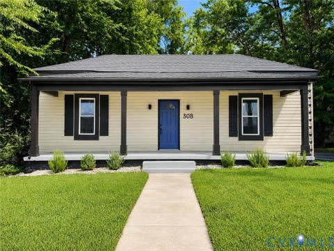 Tiny photo for 308 Orange Avenue, Colonial Heights, VA 23834 (MLS # 2621371)