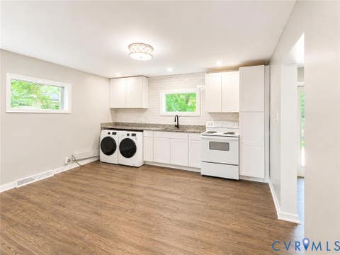 Tiny photo for 308 Orange Avenue, Colonial Heights, VA 23834 (MLS # 2621371)