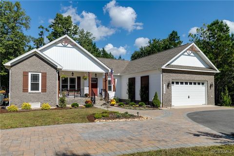 A home in Charles City