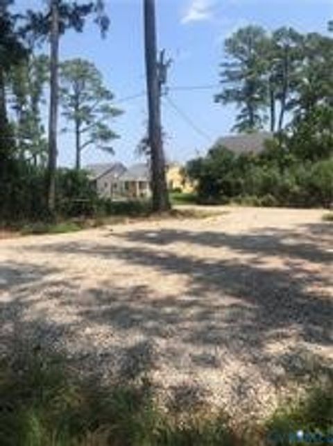 Tiny photo for 41 Hobday Street, Mathews, VA 23128 (MLS # 2609872)