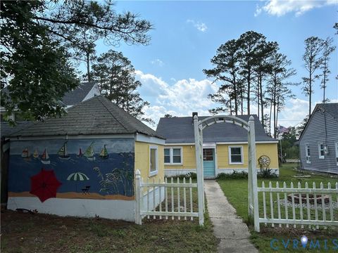 Tiny photo for 41 Hobday Street, Mathews, VA 23128 (MLS # 2609872)