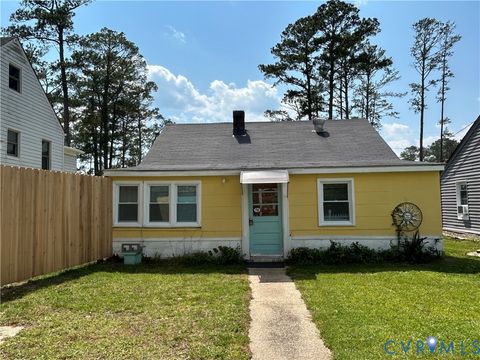 Tiny photo for 41 Hobday Street, Mathews, VA 23128 (MLS # 2609872)