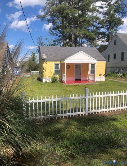 Tiny photo for 41 Hobday Street, Mathews, VA 23128 (MLS # 2609872)