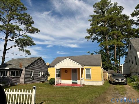 Tiny photo for 41 Hobday Street, Mathews, VA 23128 (MLS # 2609872)