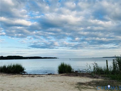 Tiny photo for 41 Hobday Street, Mathews, VA 23128 (MLS # 2609872)