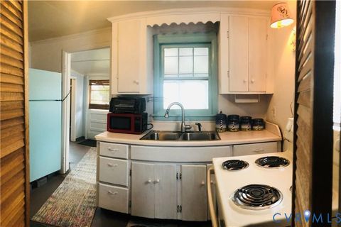 Tiny photo for 41 Hobday Street, Mathews, VA 23128 (MLS # 2609872)