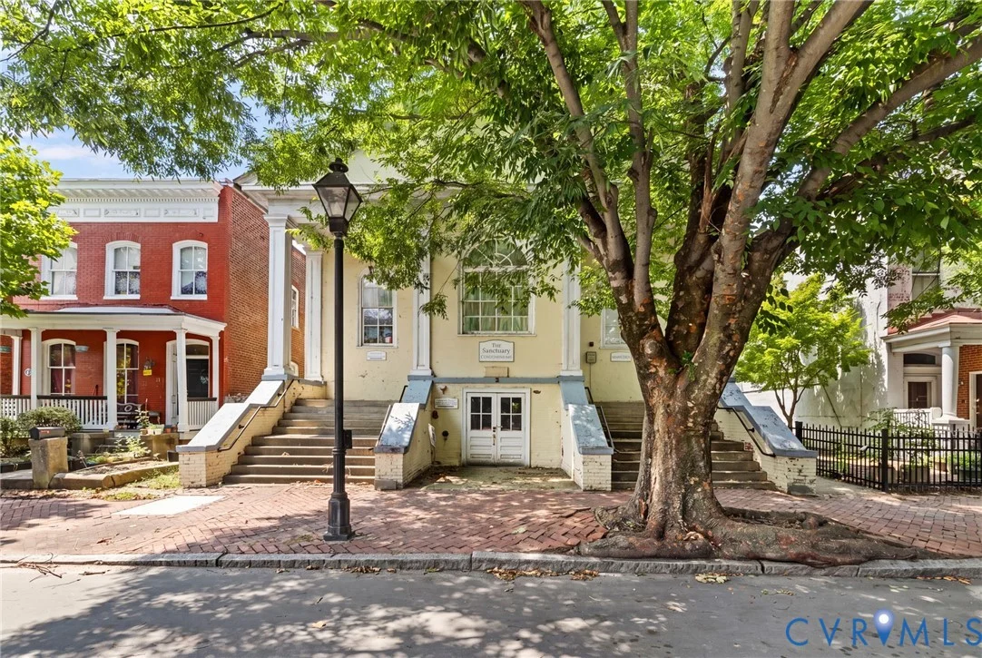 9 E Clay Street Unit 6