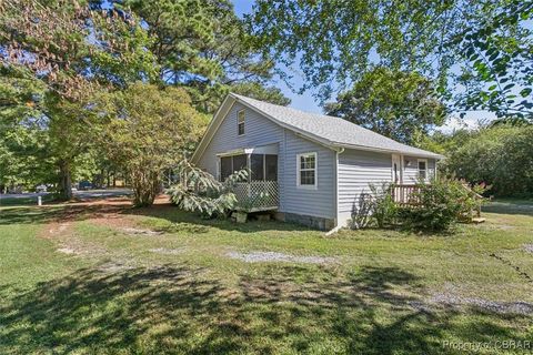 A home in Hudgins