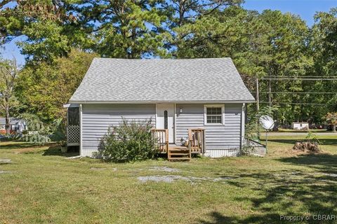 A home in Hudgins