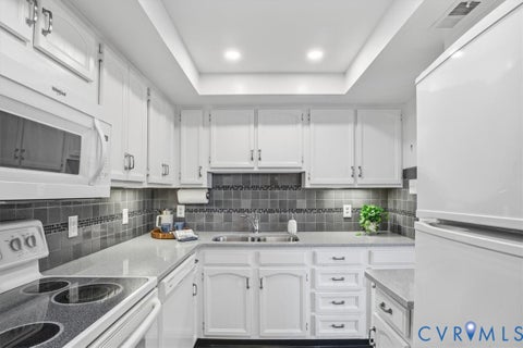 Tiny photo for 2956 Hathaway Road #U1004, Richmond, VA 23225 (MLS # 2619888)