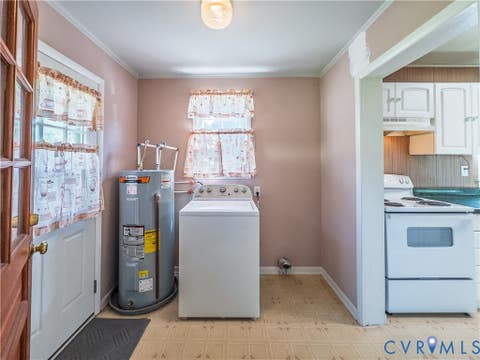 Tiny photo for 422 Roslyn Avenue, Colonial Heights, VA 23834 (MLS # 2622305)