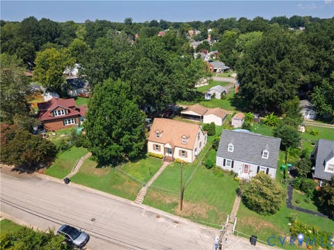 Tiny photo for 422 Roslyn Avenue, Colonial Heights, VA 23834 (MLS # 2622305)