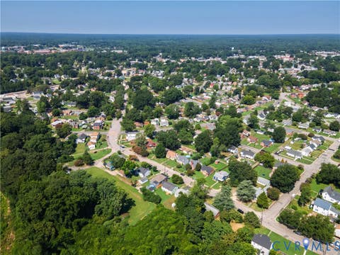 Tiny photo for 422 Roslyn Avenue, Colonial Heights, VA 23834 (MLS # 2622305)