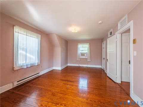 Tiny photo for 422 Roslyn Avenue, Colonial Heights, VA 23834 (MLS # 2622305)