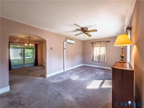 Tiny photo for 422 Roslyn Avenue, Colonial Heights, VA 23834 (MLS # 2622305)