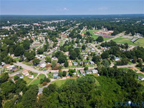 Tiny photo for 422 Roslyn Avenue, Colonial Heights, VA 23834 (MLS # 2622305)