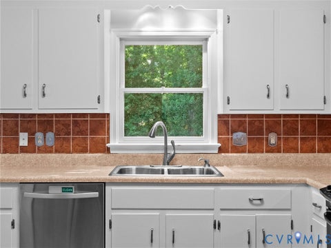 Tiny photo for 5702 Standing Oak Road, Midlothian, VA 23112 (MLS # 2619602)