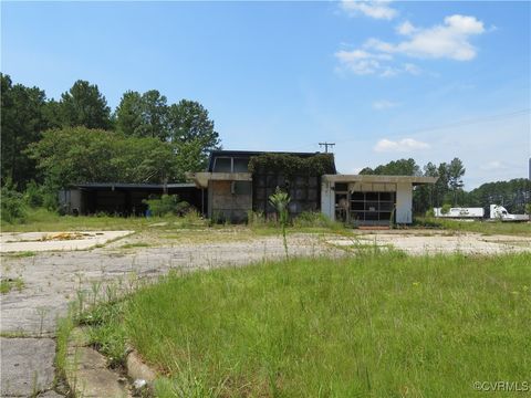 Tiny photo for 6104 Plane Drive, Dinwiddie, VA 23803 (MLS # 2520699)