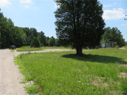 Tiny photo for 6104 Plane Drive, Dinwiddie, VA 23803 (MLS # 2520699)