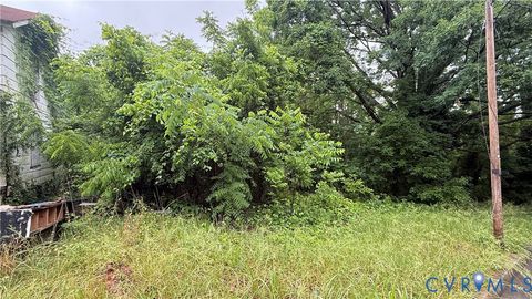 Photo of 108 echols Street, Martinsville, VA 24112 (MLS # 2616582)