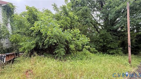 Tiny photo for 108 echols Street, Martinsville, VA 24112 (MLS # 2616582)
