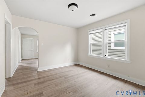 Tiny photo for 2318 Gordon Avenue, Richmond, VA 23224 (MLS # 2530187)