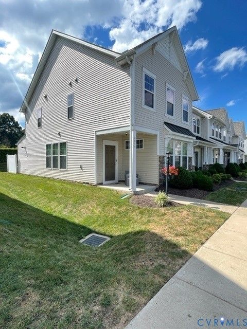Photo of 8055 Rutland Village Drive, Mechanicsville, VA 23116 (MLS # 2529456) Photo of 8055 Rutland Village Drive, Mechanicsville, VA 23116 (MLS # 2529456)