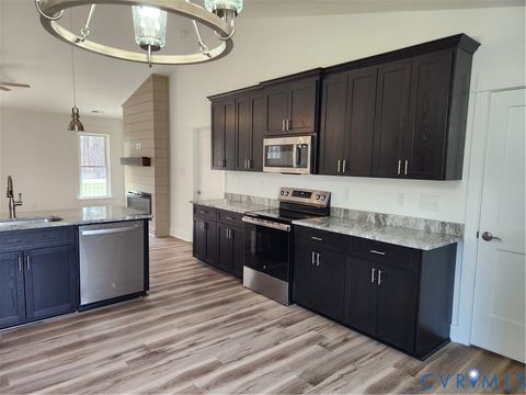 Tiny photo for 16266 Union Church Road, Beaverdam, VA 23015 (MLS # 2600398)