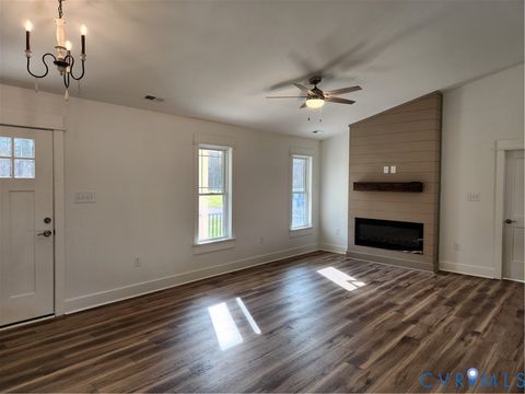 Tiny photo for 16266 Union Church Road, Beaverdam, VA 23015 (MLS # 2600398)