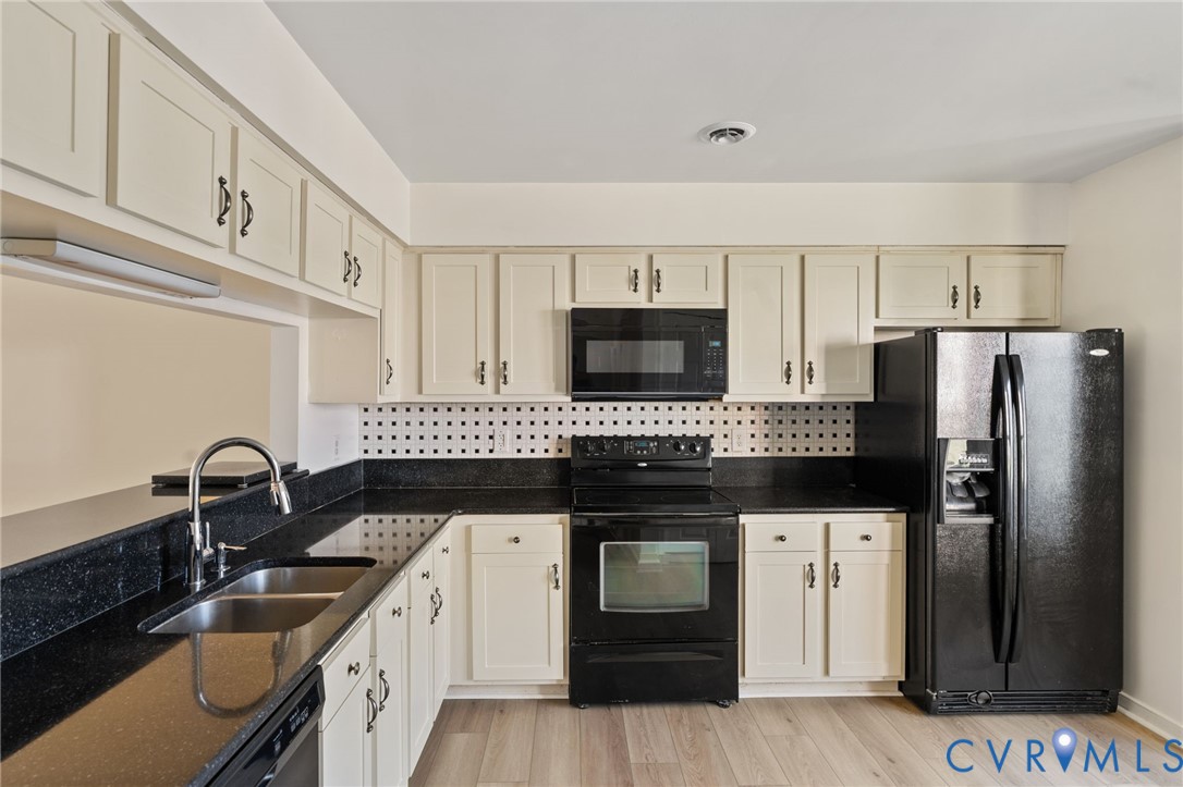 2206 High Bush Circle